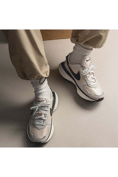 Nike Dámské tenisky Phoenix Waffle-fd2196-100