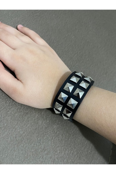 Aksabeltchokers Çift sıralı piramitli çakımlı vintage bileklik