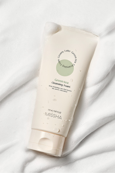 Missha Yağlanma Karşıtı Bakım Sağlayan Yüz Temizleme Köpüğü Creamy Latte Cleansing Foam (GREEN TEA)