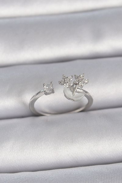 NEZADE STORE Brass Silver Color Adjustable Zircon Stone Star Model Women's Ring - Lisinya