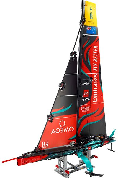LEGO ® Technic Emirates Team New Zealand AC75 Yacht 42174