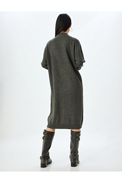 Koton Triko Elbise Midi Boy Dik Yaka Uzun Kollu Düşük Omuzlu Bol Kalıp