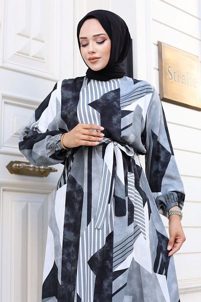 Tesettür Dünyası Graues Viskosekleid - Geometrisches Muster und Gürtel in der Taille TSD240712