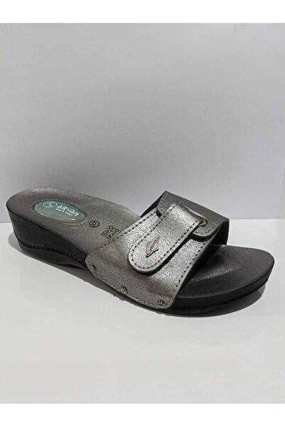 ARYAN 68-787 Анатомічні жіночі капці з гелем