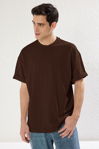 Trendyol Collection Υπερμεγέθη καφέ βαμβακερό μπλουζάκι - TMNSS25TS00058