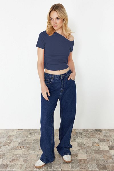 Trendyol Collection Εύκαμπτη πλεκτή μπλούζα με ασύμμετρο γιακά Indigo TWOSS24BZ00073