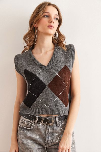 Olalook Women's Gray Diamond Pattern Crop Knitwear Sweater Svt- 00000044