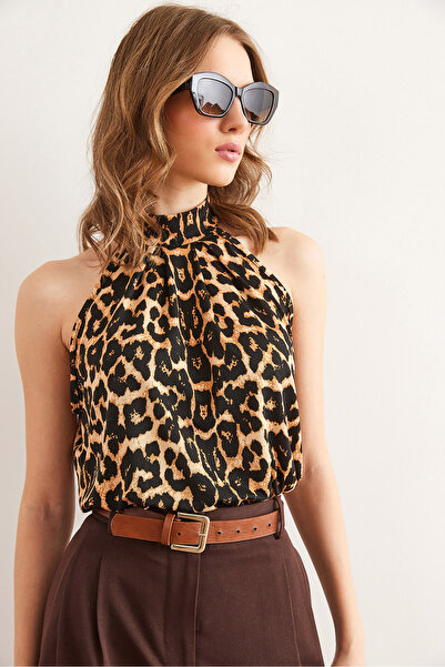 Olalook Dámská halenka s velkým leopardím výstřihem a ohlávkovým výstřihem BLZ- 19002673