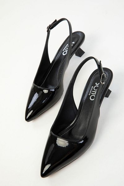 SOHO Klassische Damenschuhe mit Absatz aus schwarzem Lackleder 20285