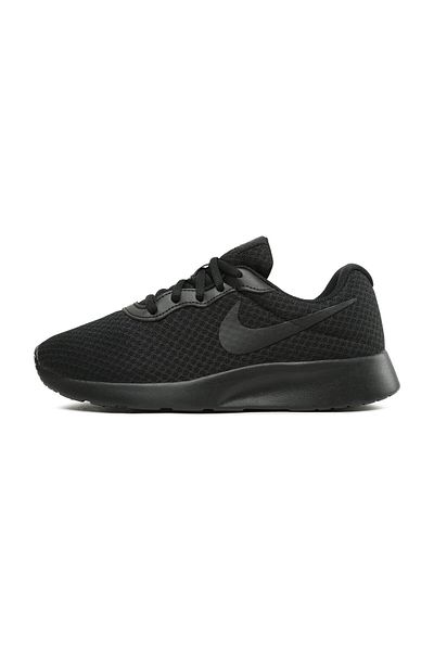 Nike Tanjun