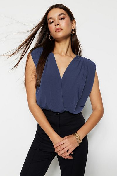 Trendyol Collection Body tricotat indigo cu guler dublu flexibil - Închidere cu capse TWOSS23BD00007