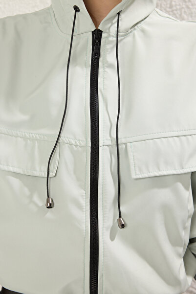 Trendyol Collection Mint Relaxed Raincoat & Windbreaker