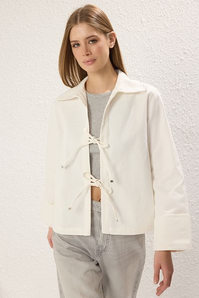 Trendyol Collection Ecru Regular Fit TWOSS25MO00037 Mantel