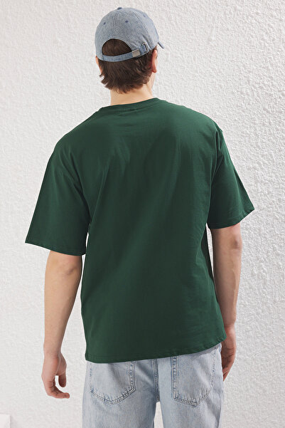 Trendyol Collection Σμαραγδένιο πράσινο υπερμεγέθη εμπριμέ βαμβακερό μπλουζάκι - TMNSS25TS00022