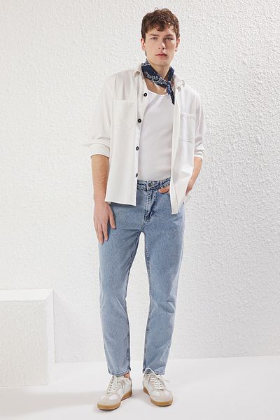 Trendyol Collection Blaue Boyfriend-Jeans mit Relax-Fit – TMNAW21JE0286