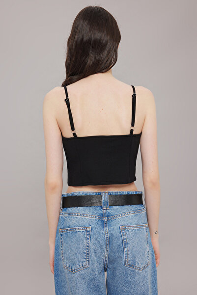 Trendyol Collection Black Fitted/Fitted Plaid Printed Heart Neckline Crop Stretchy Knitted Bustier Twoss25Bs00001