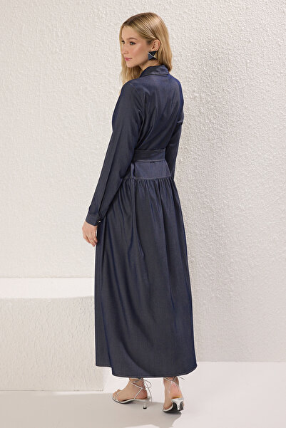 Trendyol Modest Φόρεμα με υφαντό τζιν με ζώνη Indigo TCTSS25EB00095