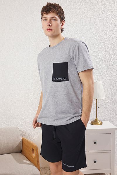 Trendyol Collection Pyjama-Set mit gestrickten Shorts in normaler Passform in Grau und Marineblau – TMNSS25PT00009