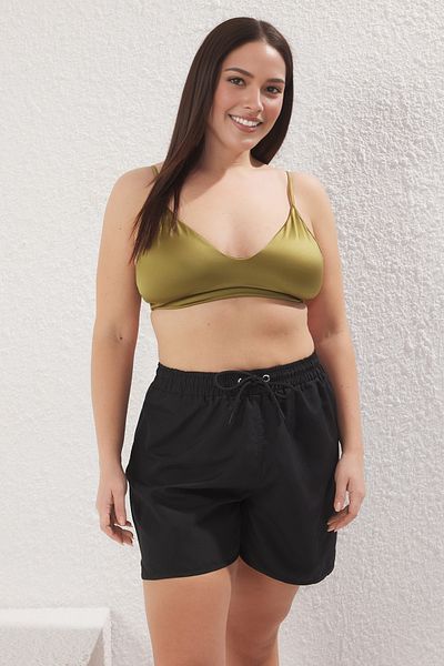 Trendyol Curve Black Women's Regular Fit Plus Size Swim Shorts Tbbss25Cr00008