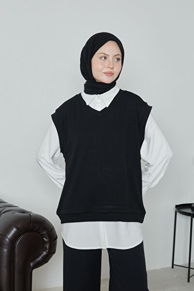 Foremia V-Neck Twist Sweater-Black