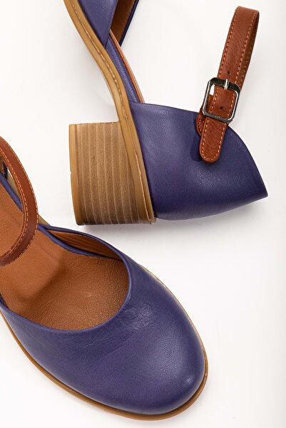 ANALİN SHOES Fialové dámské sandály z pravé kůže s uzavřenou špičkou – se zavazováním ke kotníku