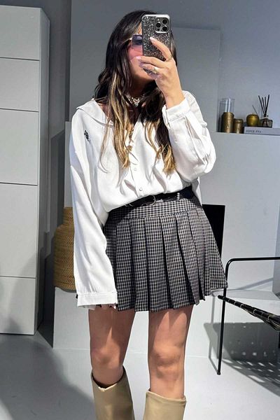 Sohotique By P Плисирана пола с колан и карирани къси панталони, камилово-тъмносиньо