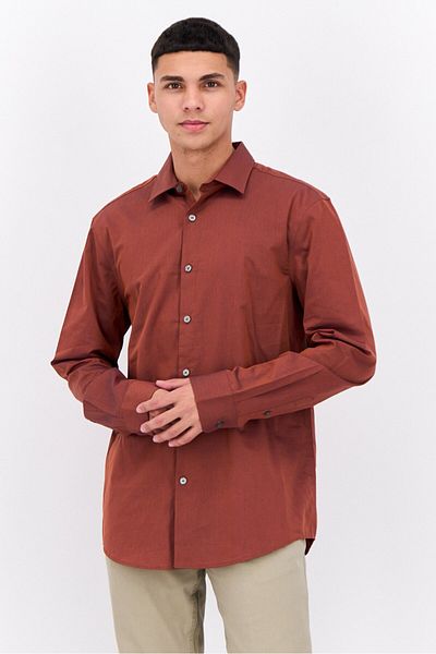 Perry Ellis قميص رجالي كاجوال بأكمام طويلة وقصة Slim Fit من Birdseye، بني غامق