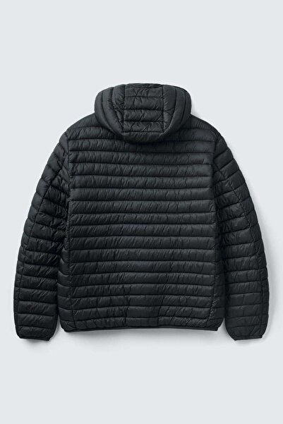 United Colors of Benetton Ανδρικό μαύρο παλτό (Κωδικός μοντέλου: 124A2Ba2Un02O)