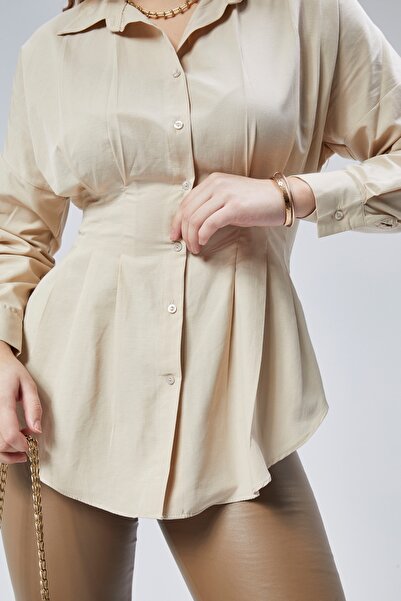 EMMAS CLOTHİNG Női derékra illeszkedő redős bézs ing