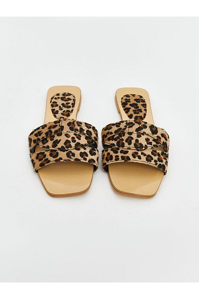LC Waikiki Γυναικείες παντόφλες σπιτιών LCW HOME Mixed Leopard Pattern