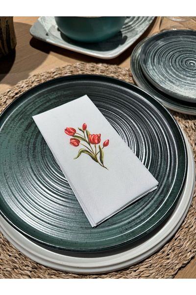 busrasdesign Red Tulip Printed 16-Piece Napkin