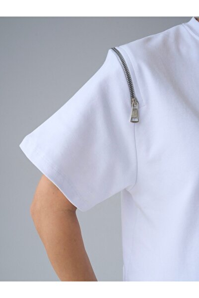 YouLikeButik Koszulka M D z zamkiem błyskawicznym na ramieniu i detalami Basic