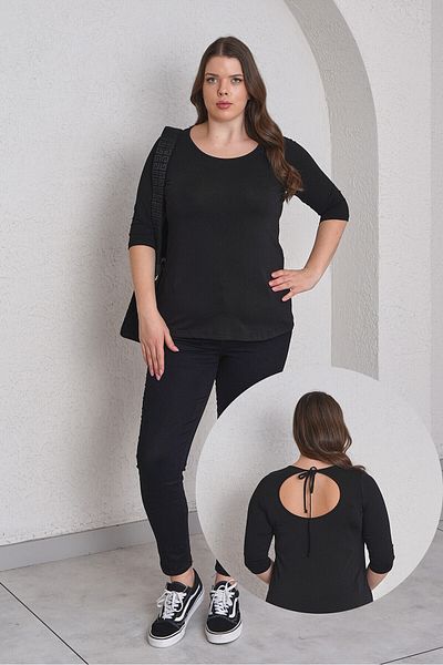 Büyük Moda Lycra Cotton T-Shirt with Window Detail on the Back