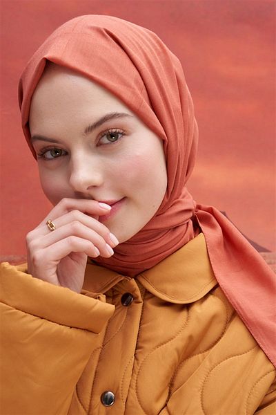 carell Brick Color Square Pattern Modal Shawl