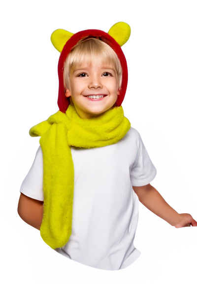 İpek Tekstil في البرد؛ تم تصميم القبعة والوشاح معًا لمنع تعرق الأذن والحنجرة.