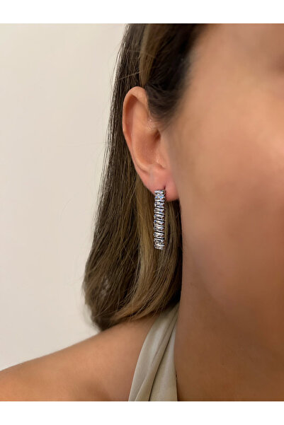 AychaAksesuar çelik gold beyaz sarkıt taşlı baget taş suyolu küpe