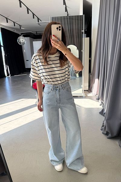 Özge Özgenç Jean cu picioare late cu talie elastică
