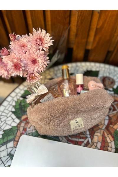 the ramify حقيبة مكياج مبطنة كبيرة الحجم من الفرو القطيفة