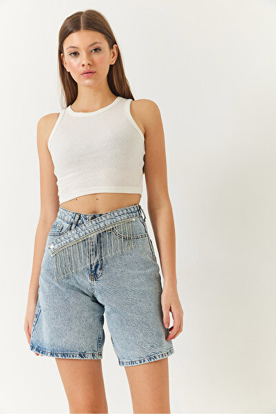 Bianco Lucci Kadın Püskül Taşlı Asimetrik Kemerli Cep Detaylı Denim Şort 60261425