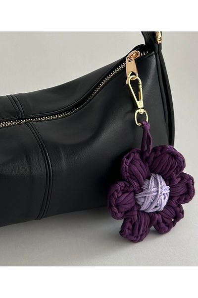 Boutiquehaki Flower Salute Bag Charm & Ornaments