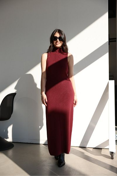 Özge Özgenç Rochie de tricotaj cu jumătate de mânecă cu guler ridicat