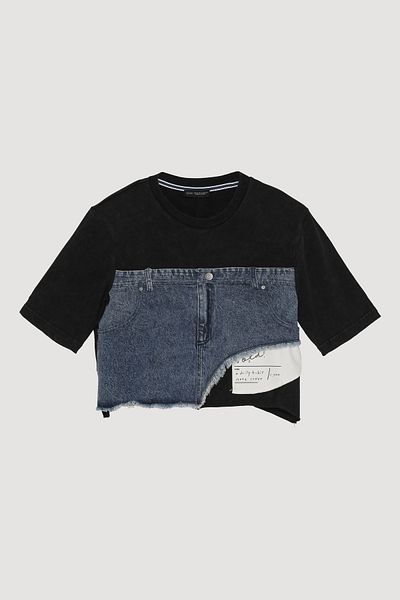 Quzu Tricou negru crop - Denim detaliat și ciucuri