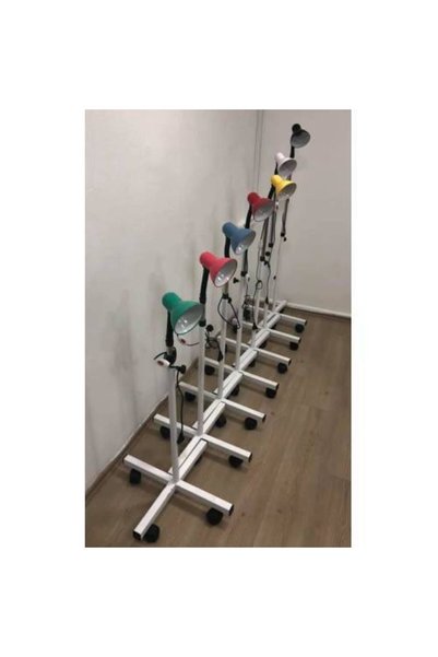 Medikaltec Seyyar Muayene Lambası Reflektör 4 Tekerlekli Boy Ayarlı Işık Kaynağı