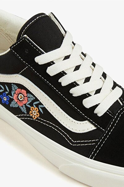 Vans Women's Old Skool Shoes