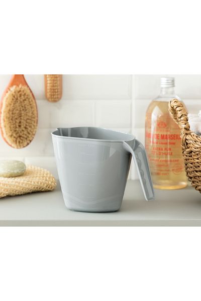 Madame Coco Graque Mug