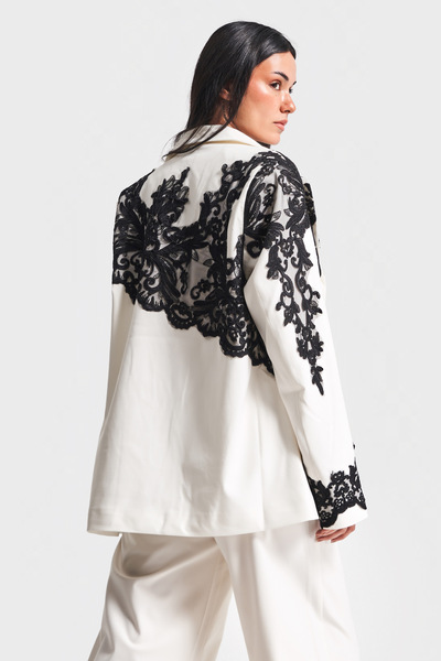 its basic Kadın Ekru Renk Dantelli Kruvaze Tasarım Ceket
