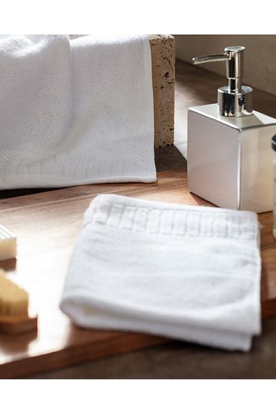 Madame Coco Piano Dobby 100% Cotton 2-Piece Hand Towel - White
