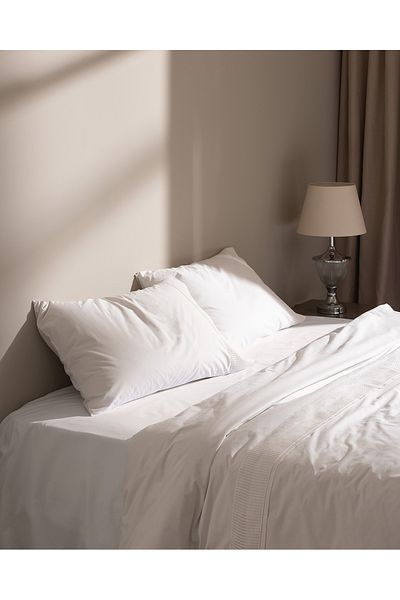 Madame Coco Yuviera Double 100% Cotton Crowned Duvet Cover Set - White