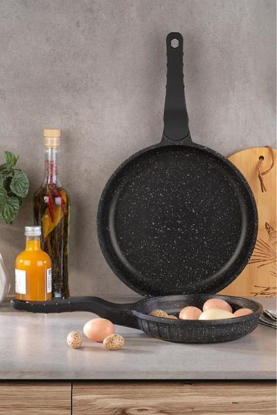 Schafer Famos XL Pan Set 2 Pieces Oil Pot Ramadan Set-(28 and 20 Cast Pan)+2 Pieces of 720 ml Oil Pot