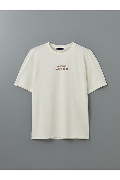 LC Waikiki New Season Crew Neck εμπριμέ χτενισμένο βαμβακερό ανδρικό Tisort - S5K578Z8
